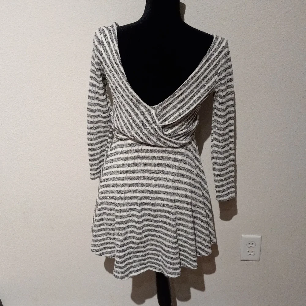 FREE PEOPLE size S sweater 2 layer dress